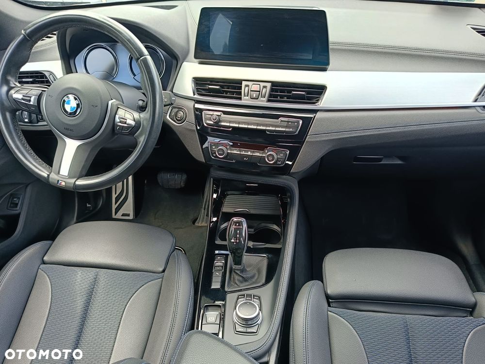 BMW X1 sDrive18i - 10