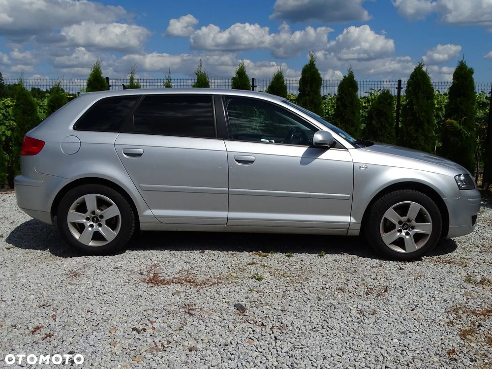 Audi A3 Sportback 2.0 TDI Ambiente S tronic - 29