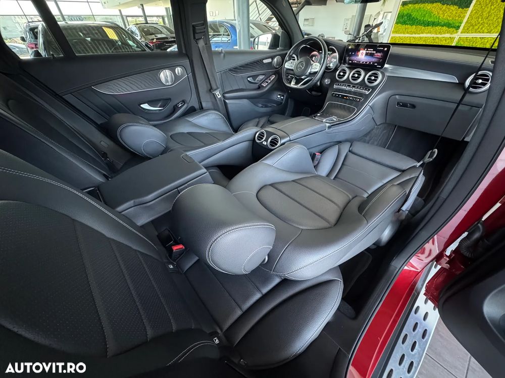 Mercedes-Benz GLC Coupe 300 e 4Matic 9G-TRONIC AMG Line Plus - 24