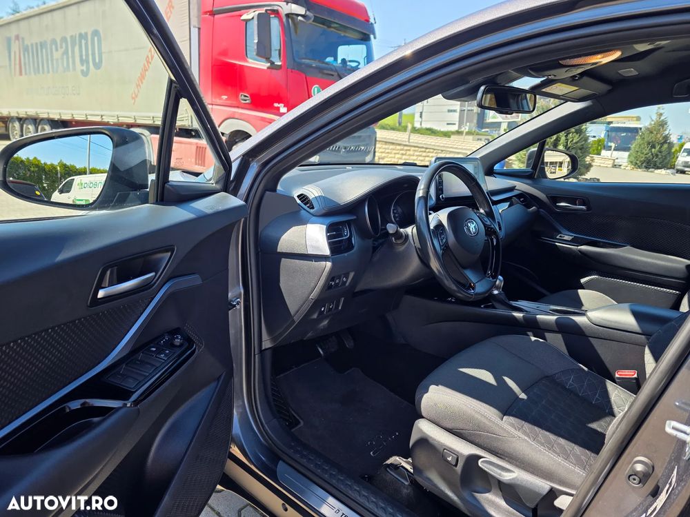 Toyota C-HR 2.0 Team Deutschland - 7