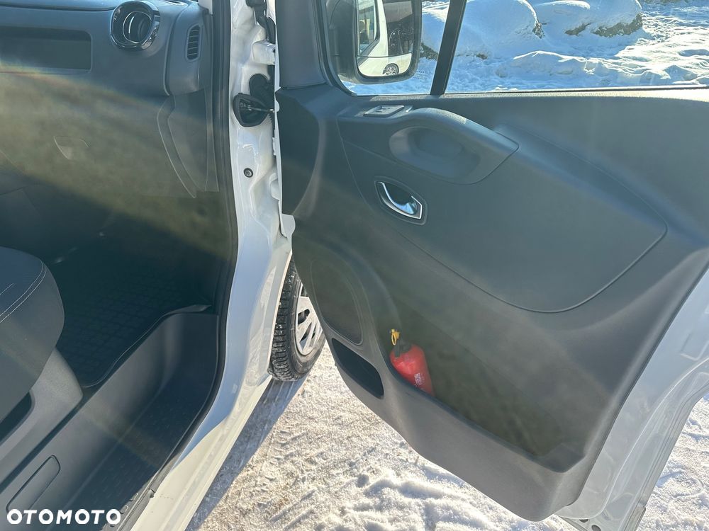 Renault trafic - 6
