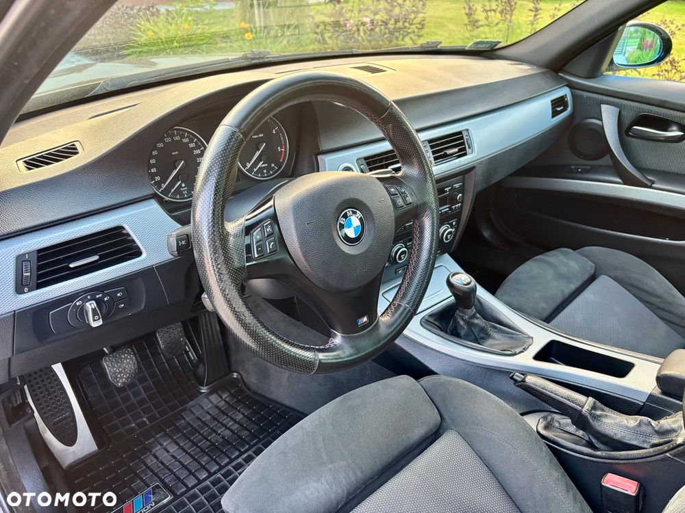 BMW Seria 3 320d - 19