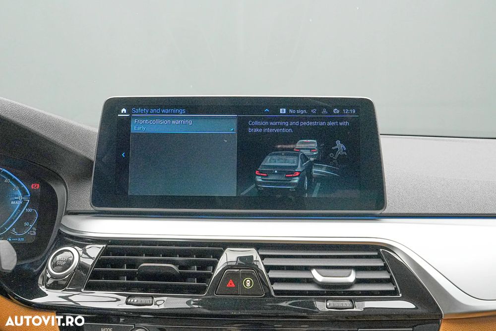 BMW Seria 5 530e xDrive AT PHEV - 25