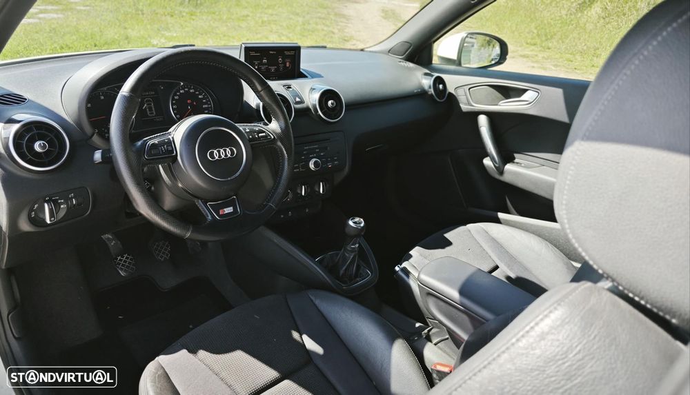 Audi A1 1.6 TDI S line edition - 13