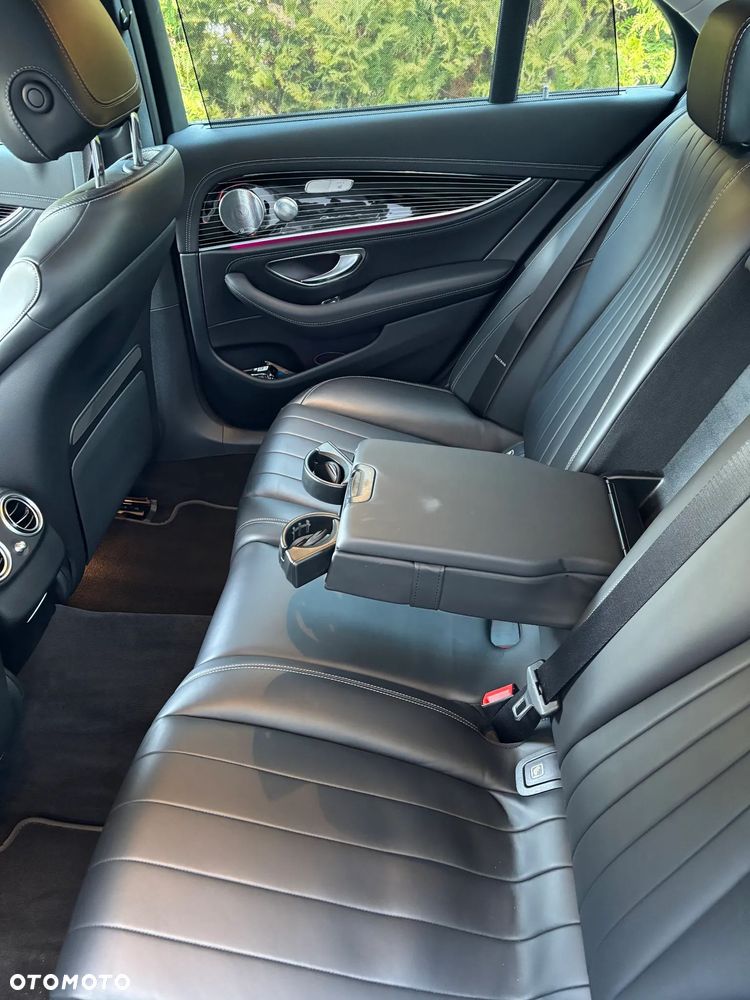 Mercedes-Benz Klasa E 400 d 4-Matic 9G-TRONIC - 17