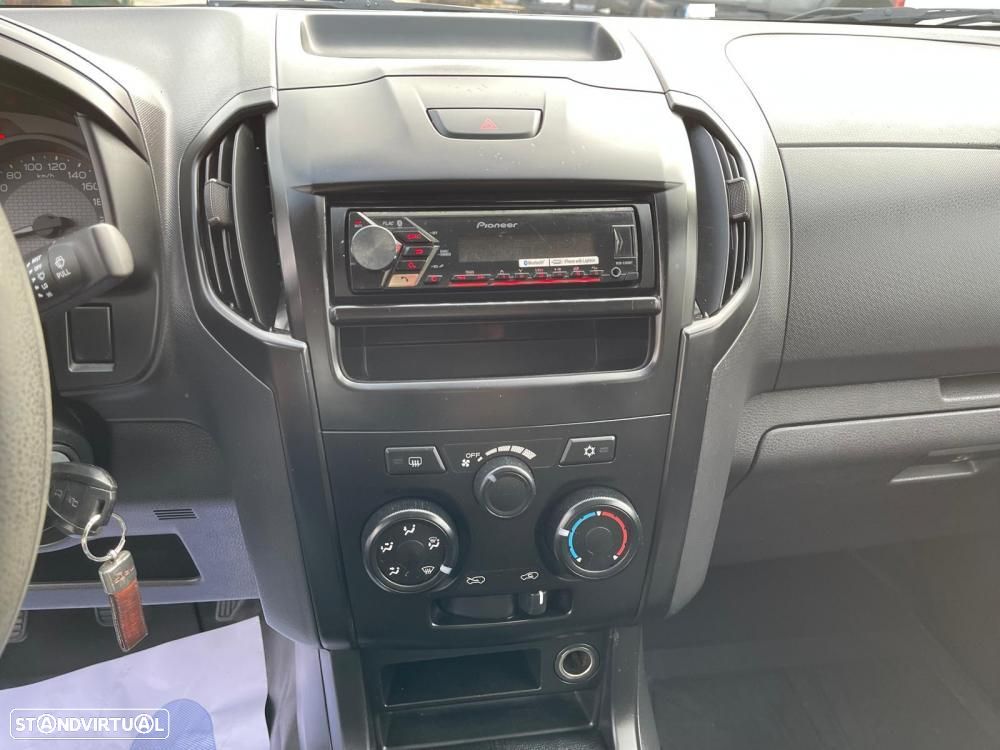 Isuzu D-Max D-MAX II 1.9 DDI (163CV) - 16