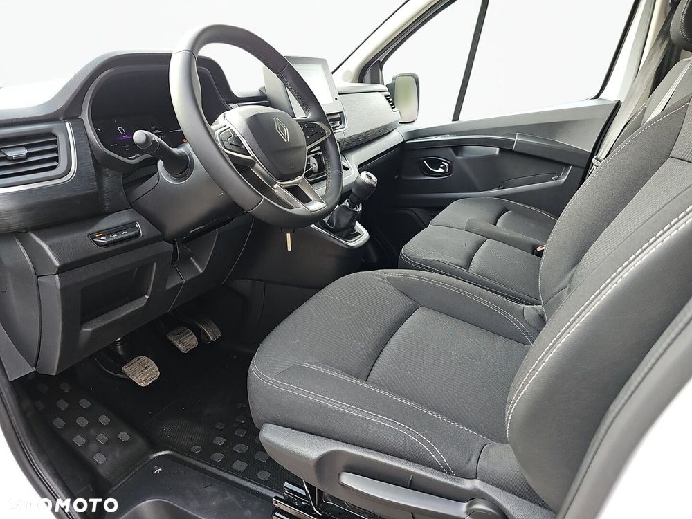 Renault Trafic - 15