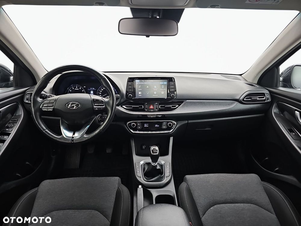 Hyundai i30 1.0 T-GDI Smart - 24