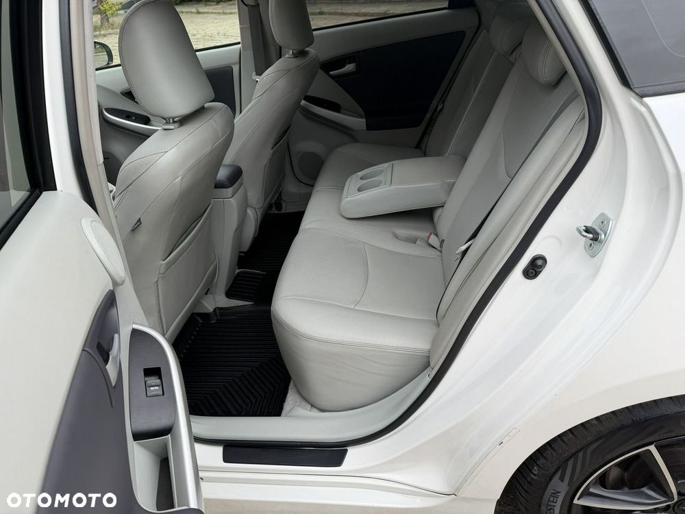 Toyota Prius - 9