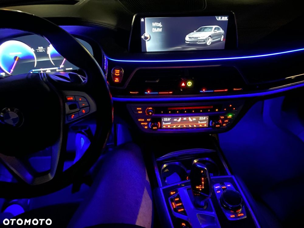 BMW Seria 7 740d xDrive - 36