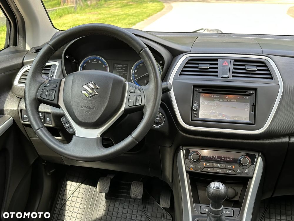 Suzuki SX4 S-Cross 1.6 VVT 4x4 limited+ - 9