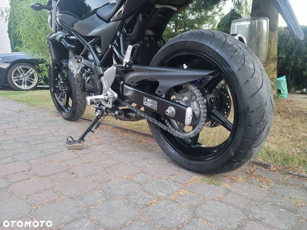 Suzuki SV - 27