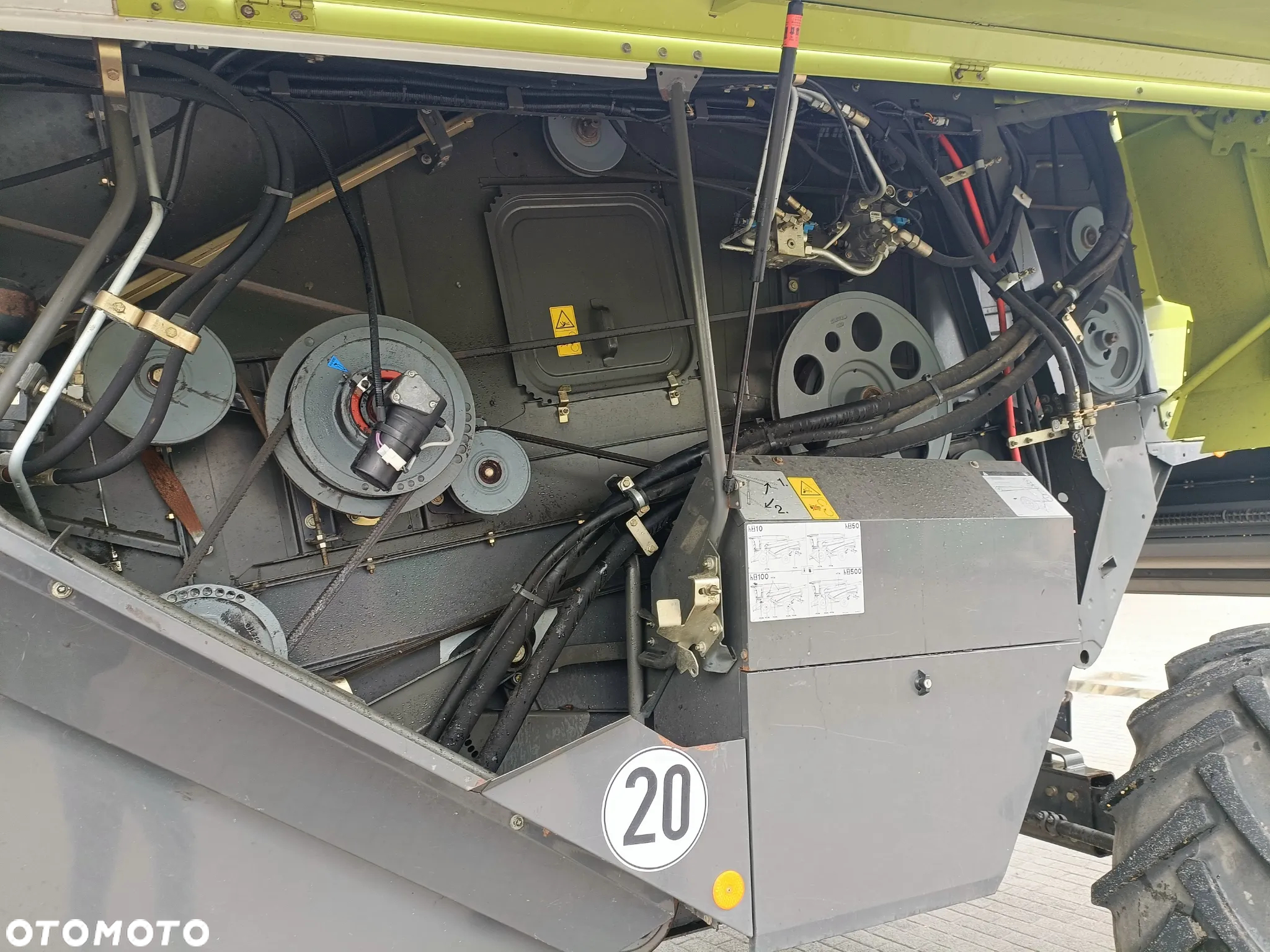 Claas Tucano 450 - 7