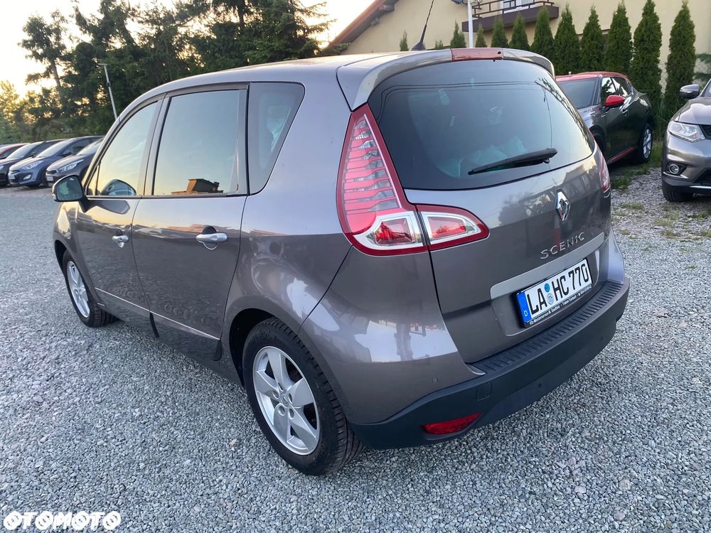 Renault Scenic 1.6 16V 110 Dynamique - 31