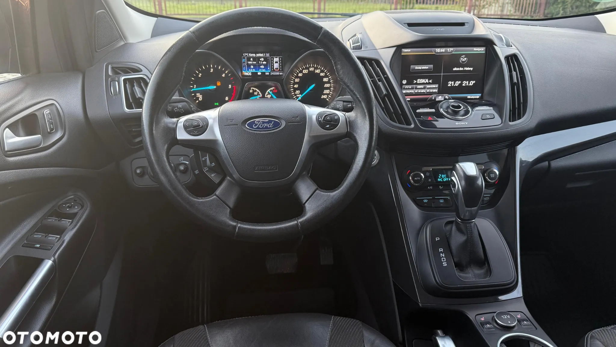 Ford Kuga 2.0 TDCi AWD Titanium - 25
