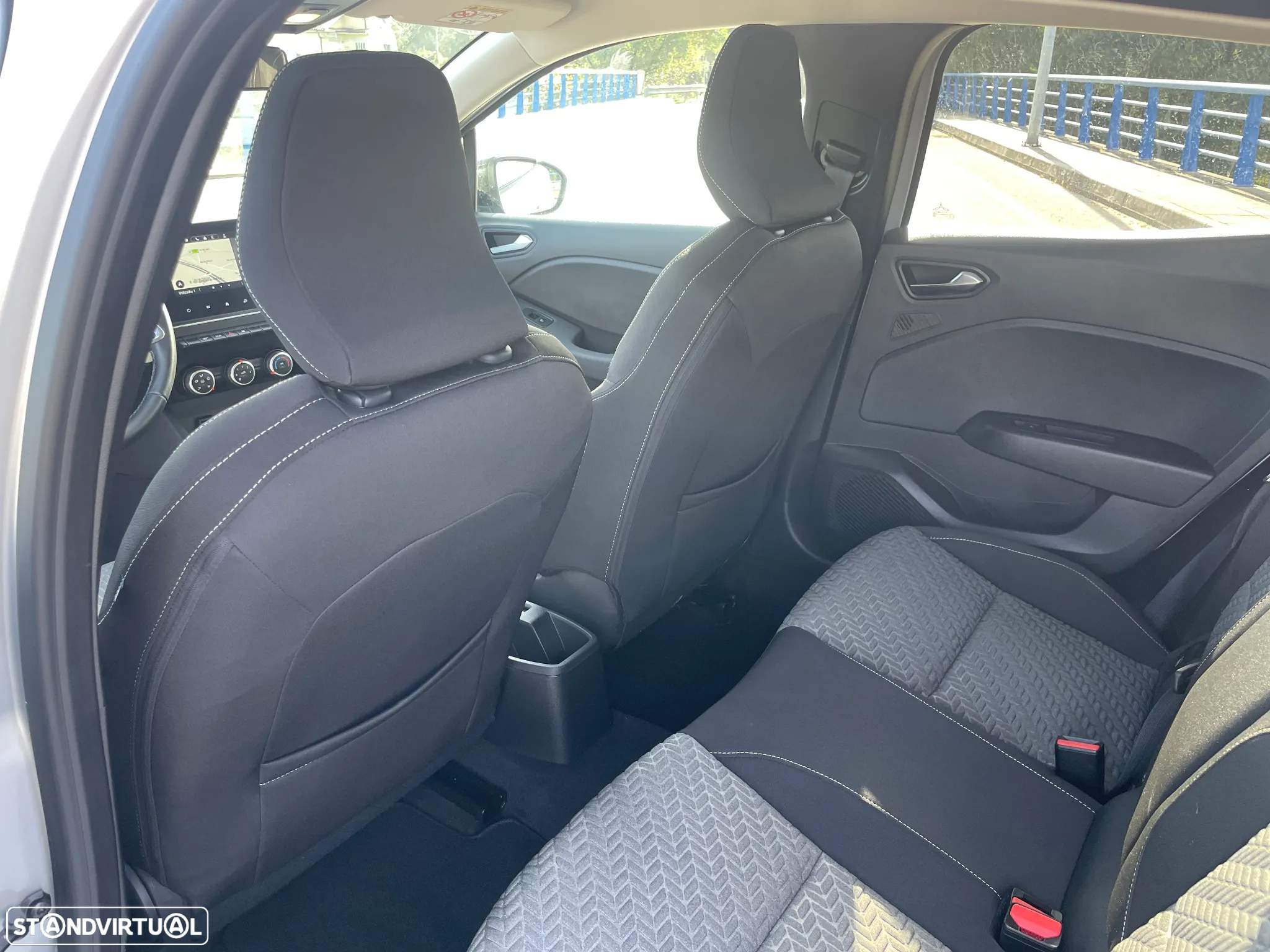 Renault Clio 1.0 TCe Techno - 18