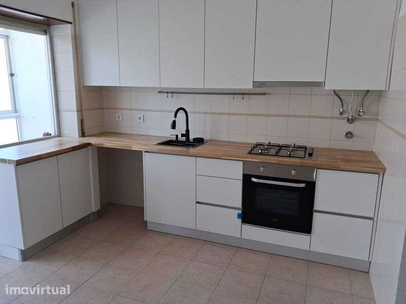 T3 Remodelado  Entroncamento  82m² - Grande imagem: 4/12