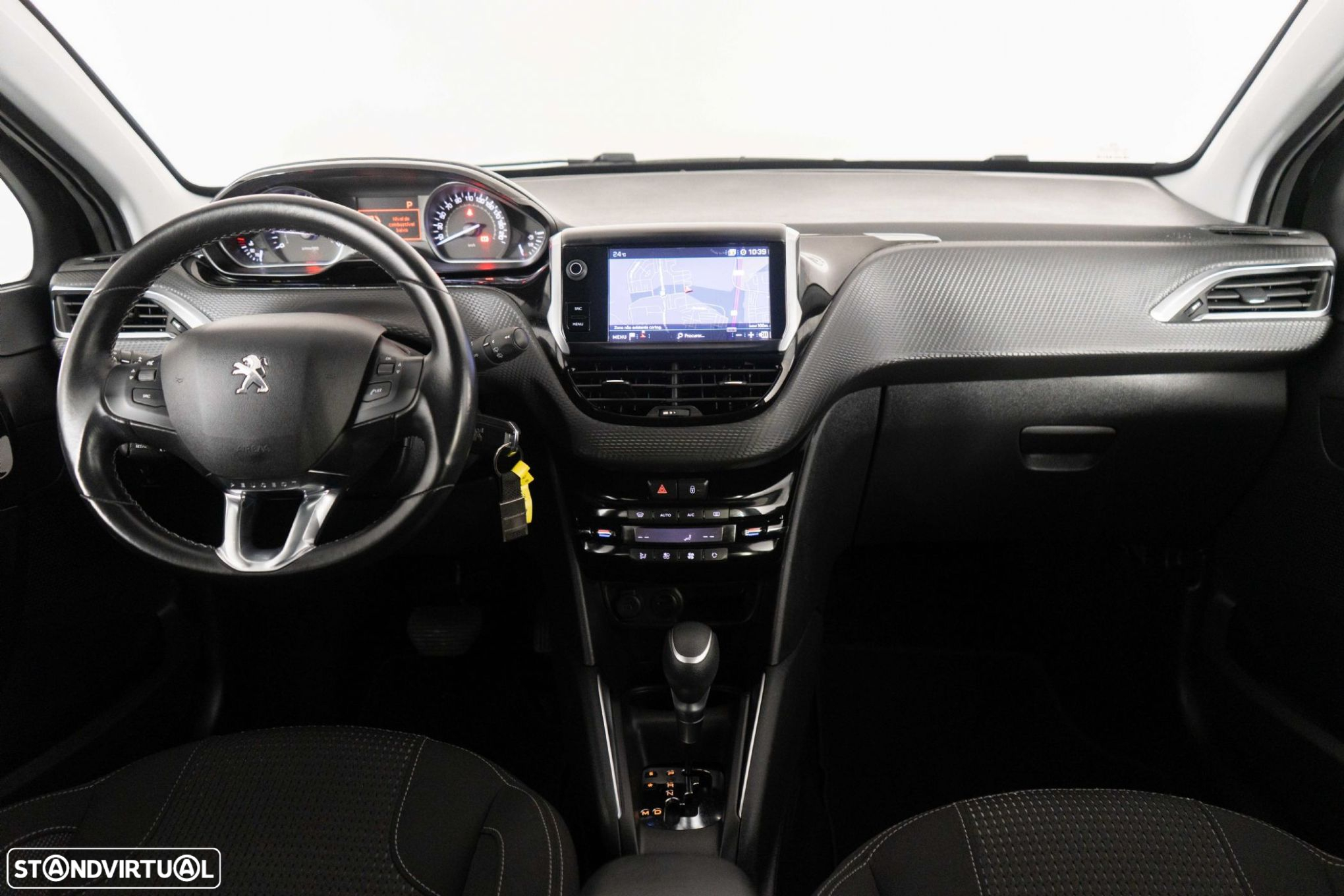 Peugeot 208 1.2 PureTech Allure EAT6 - 19