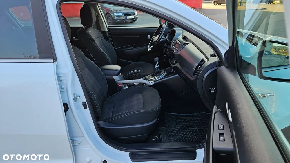 Kia Sportage 1.6 GDI Business Line 2WD - 36