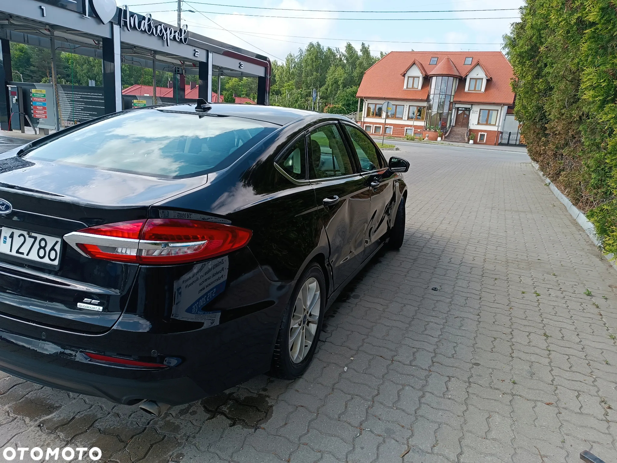 Ford Fusion - 13