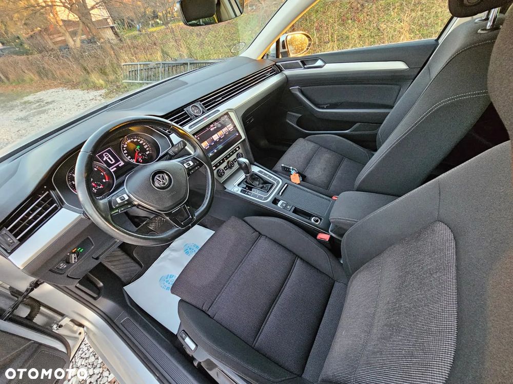 Volkswagen Passat Variant 1.8 TSI (BlueMotion Technology) DSG Comfortline - 13