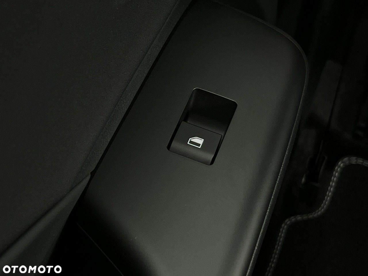 Hyundai Kona - 36