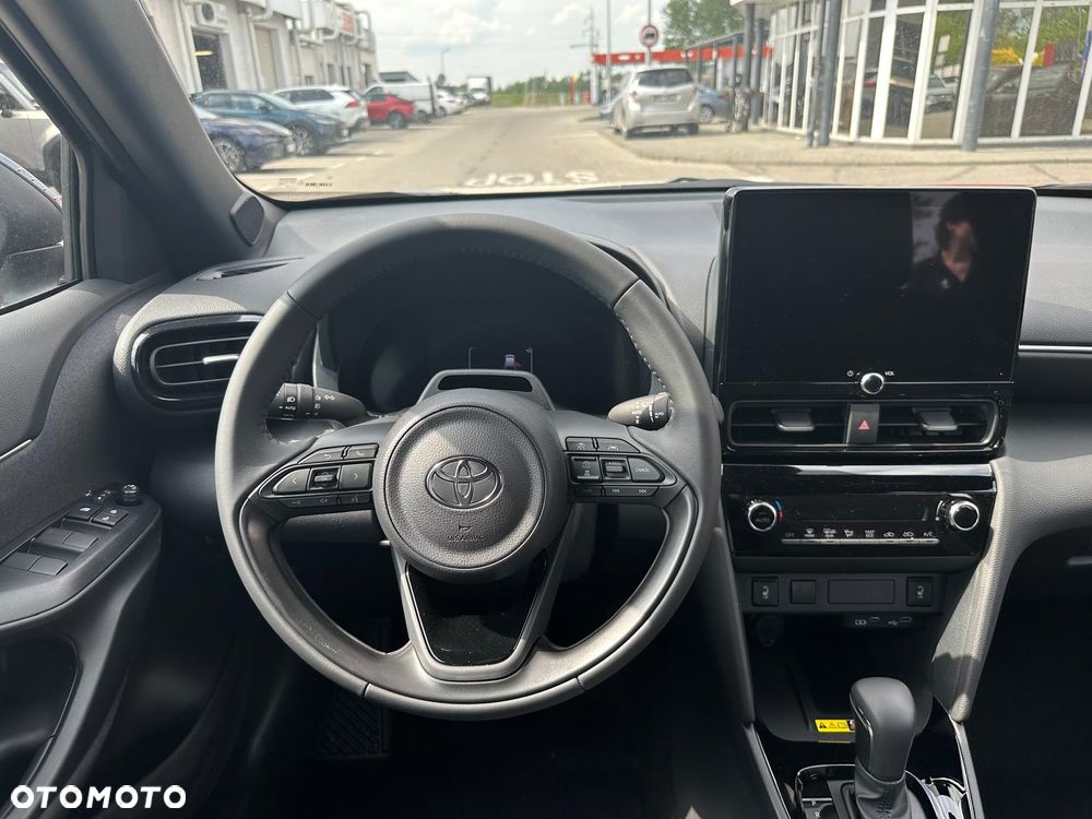 Toyota Yaris Cross - 14