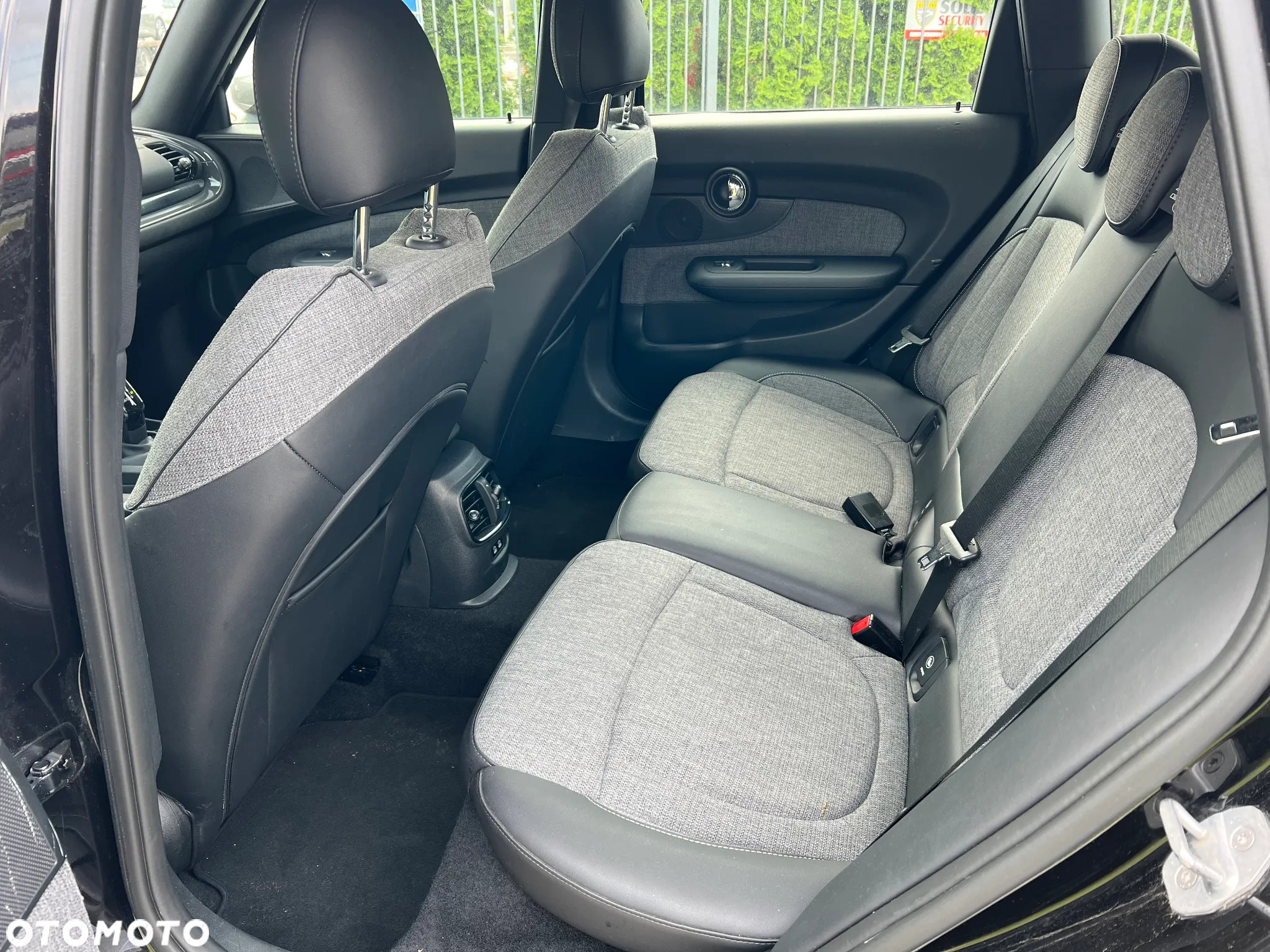 MINI Clubman Cooper D Essential Trim - 15
