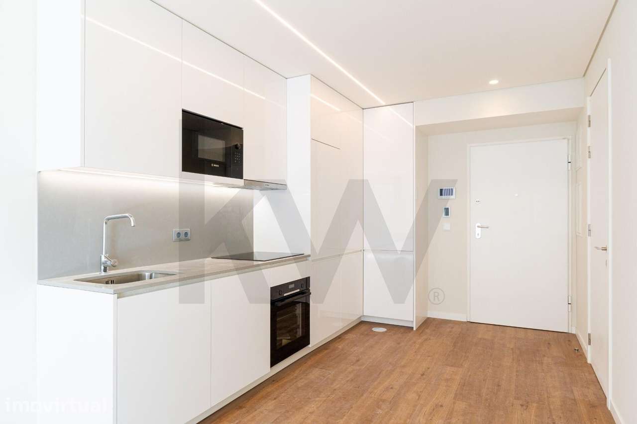 Apartamento T1 com varanda, em Vila Nova de Gaia. - Grande imagem: 2/16