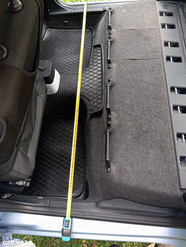 Skoda Roomster 1.6 16V Scout PLUS EDITION - 31