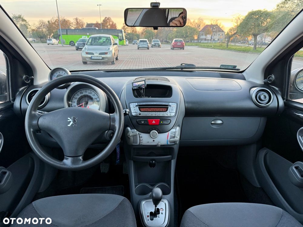 Peugeot 107 1.0 Trendy 2-Tronic - 20