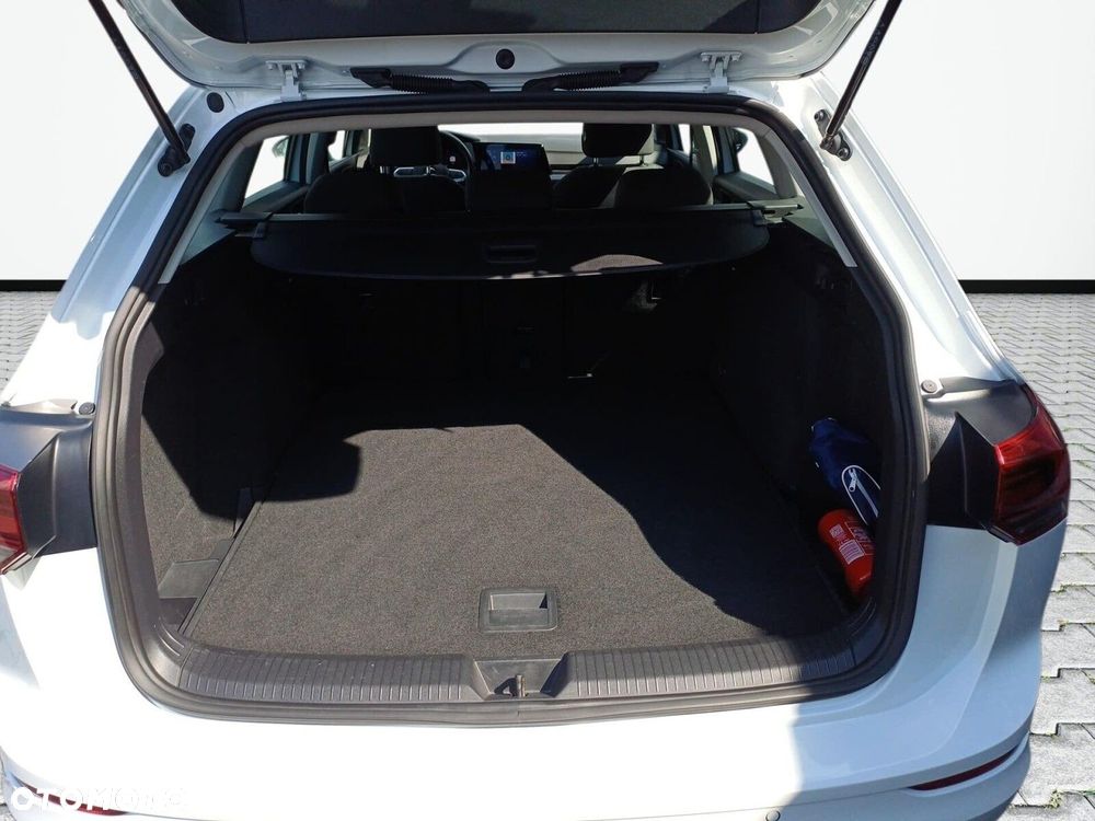 Volkswagen Golf - 23