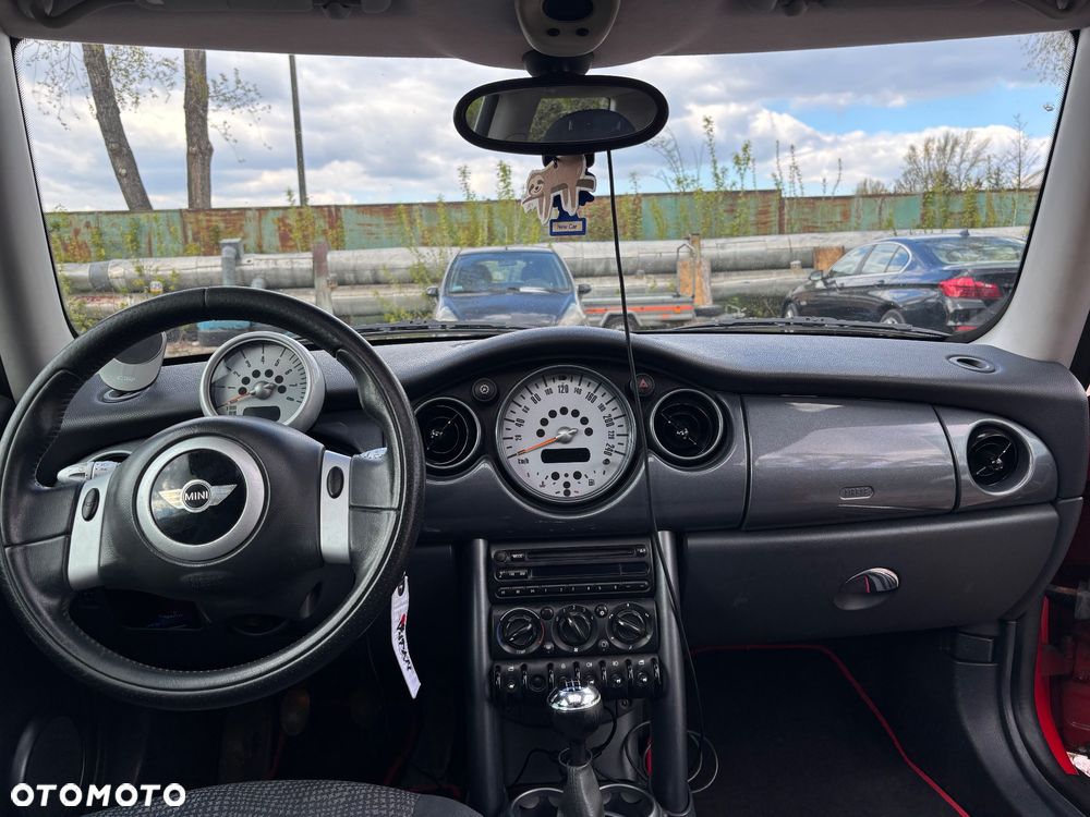 MINI Cooper Standard - 5