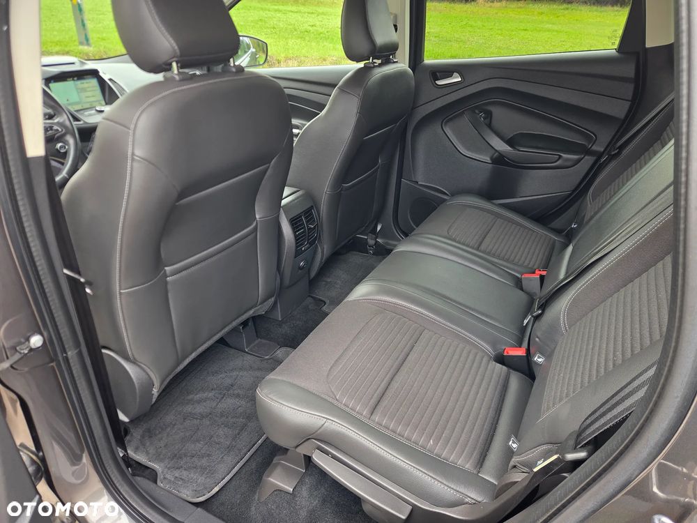 Ford Kuga - 14