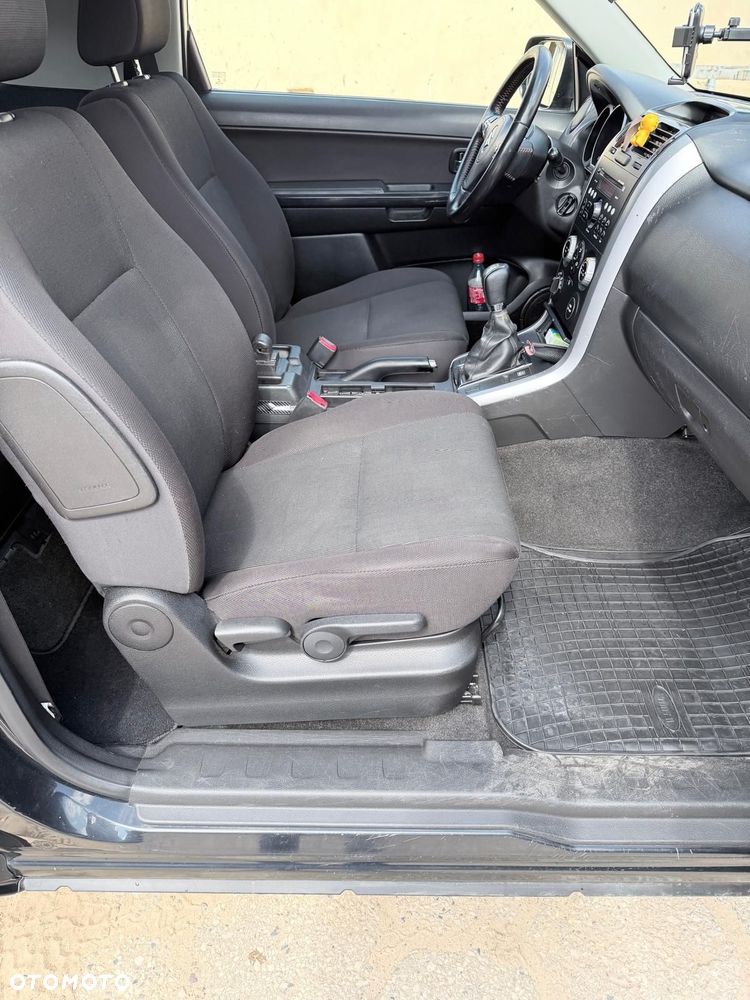 Suzuki Grand Vitara 1.9 DDiS - 22