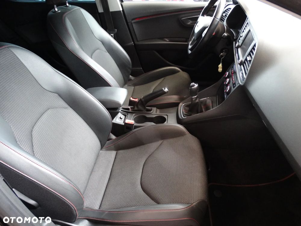 Seat Leon 2.0 TDI DPF Start&Stop FR - 32