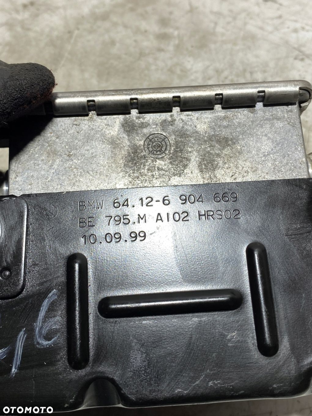 PODGRZEWACZ WODY BMW III 3 E46 2.0 D 6904668 - 6