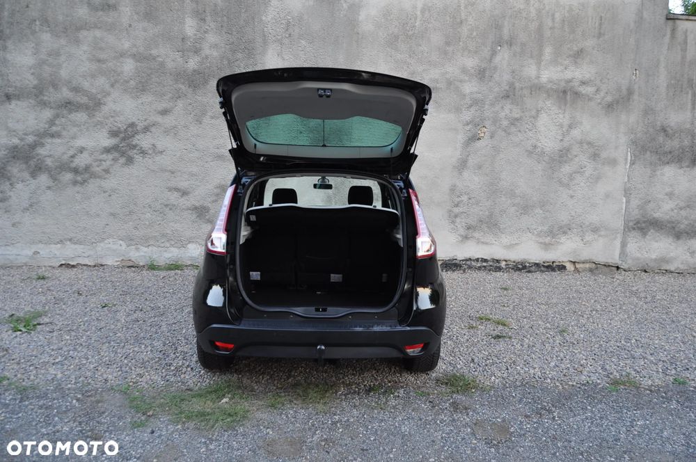 Renault Scenic 1.6 16V 110 Dynamique - 19
