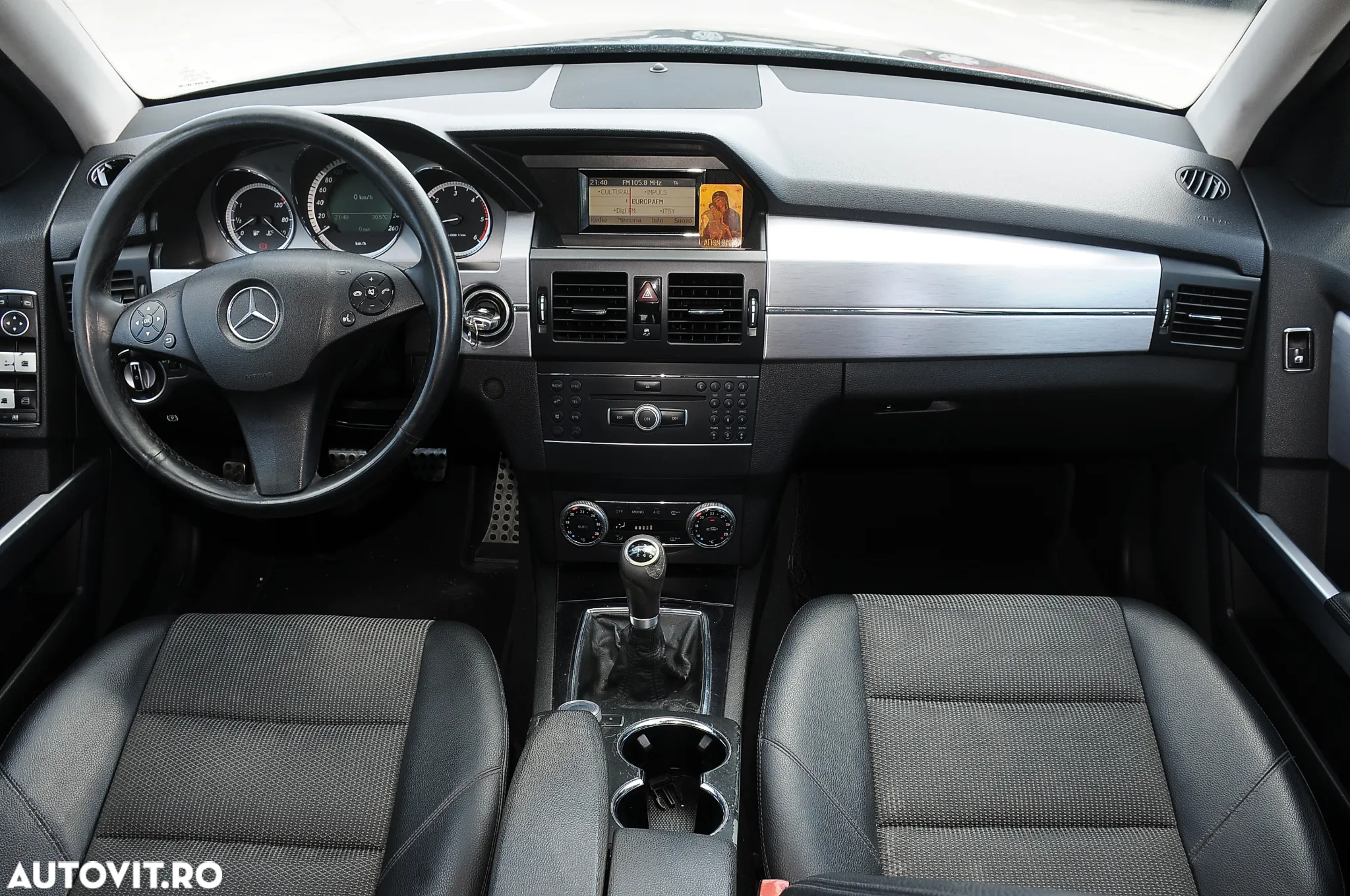 Mercedes-Benz GLK 220 CDI (BlueEFFICIENCY) - 7
