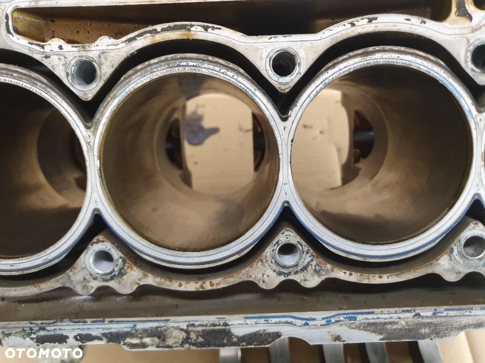 Blok 03C103019 G H Silnika Slupek Panewki 1.6 FSI BAG VW Golf V A3 8P Leon II Jetta 03C103019 G H - 7