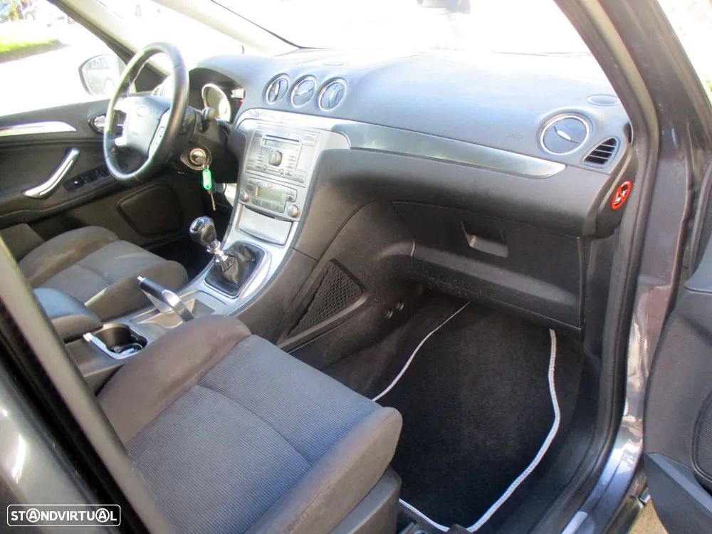 Ford S-Max 1.8 TDCi Trend 7L - 12