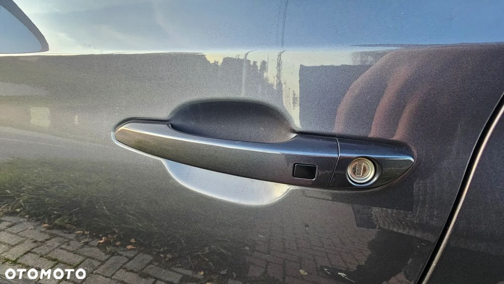 Hyundai Tucson blue 1.6 GDi 2WD Navi - 20