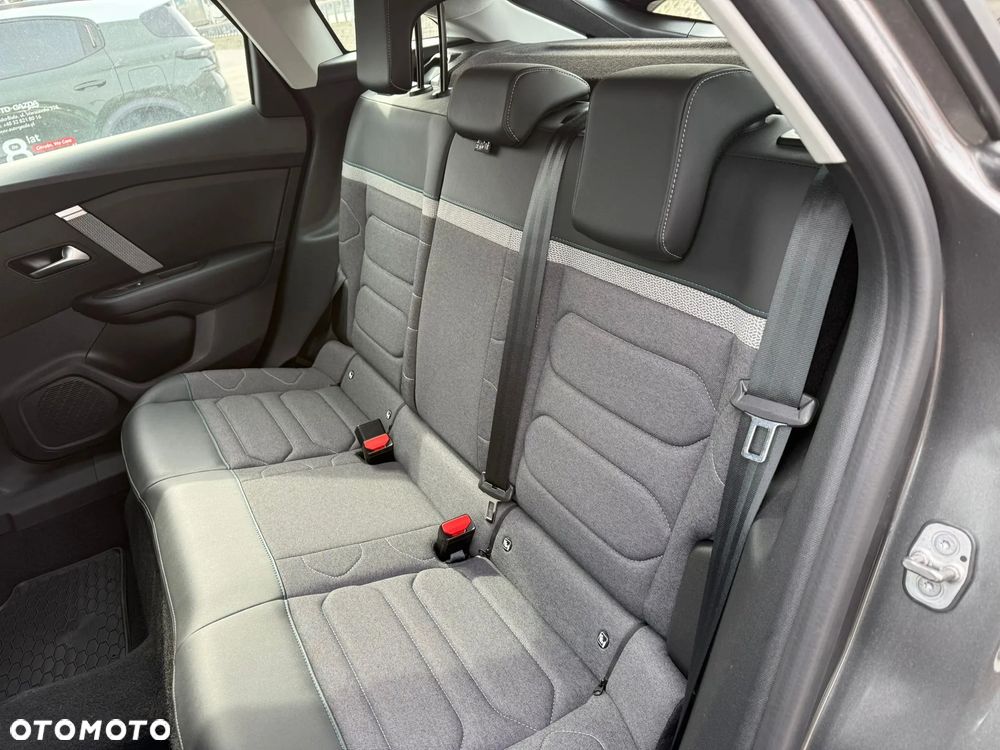 Citroën C4 1.2 PureTech Plus S&S - 15