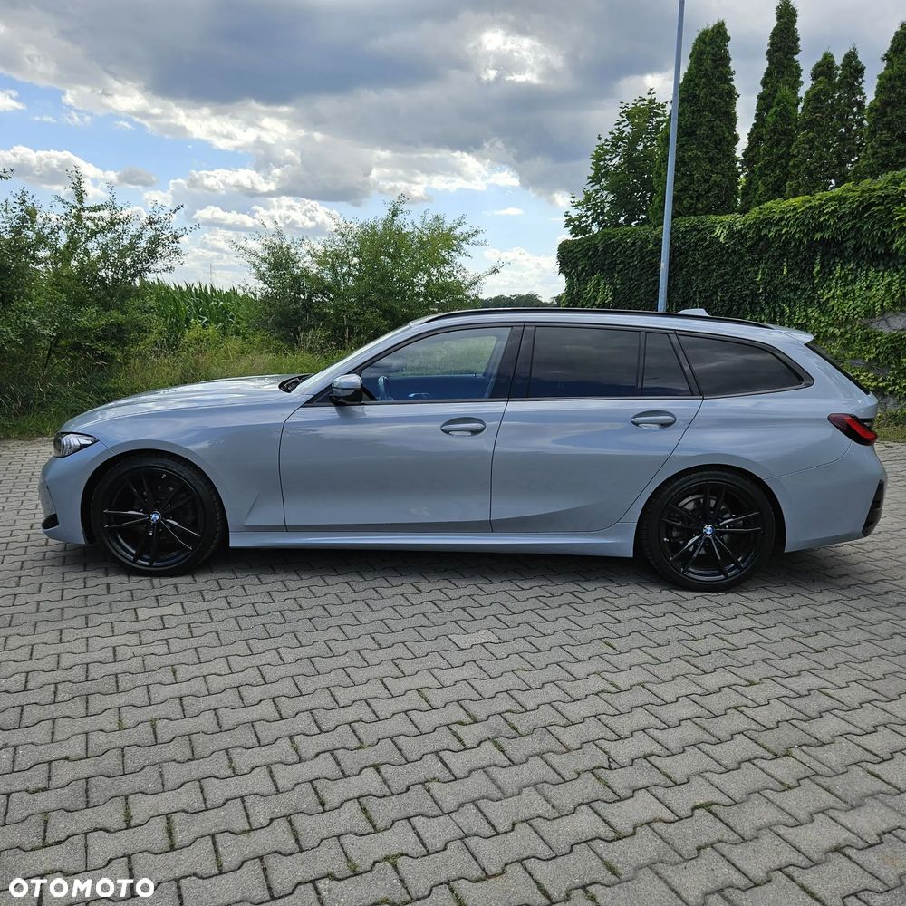 BMW Seria 3 318d M Sport Shadow - 4