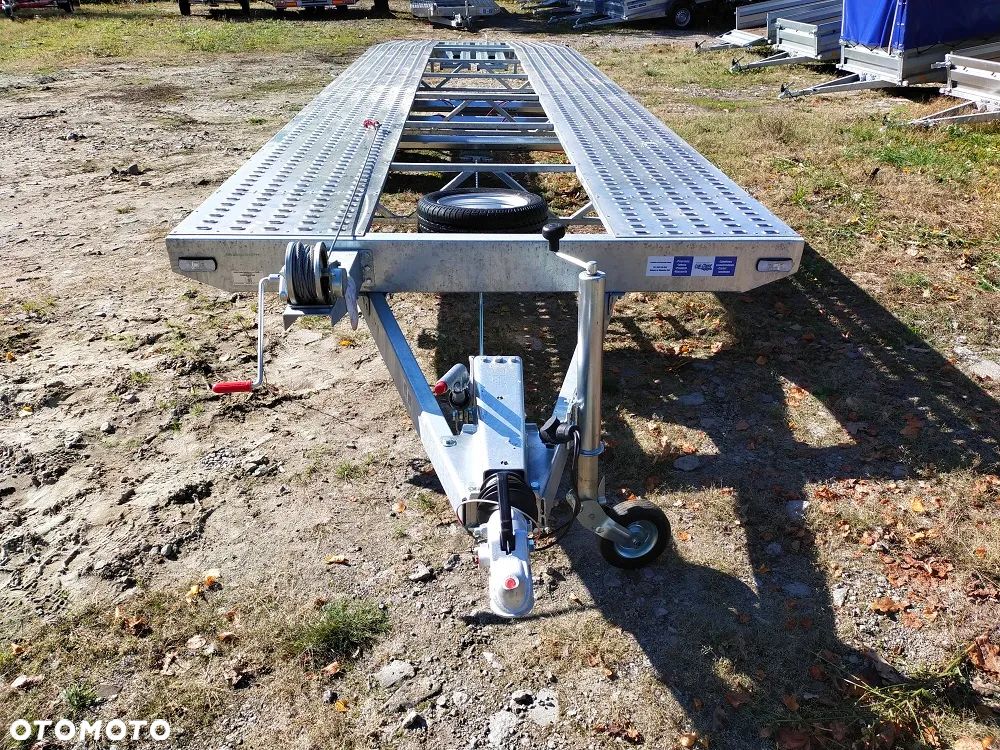 Niewiadów Indiana 8,5 m, pod 2 auta - 8