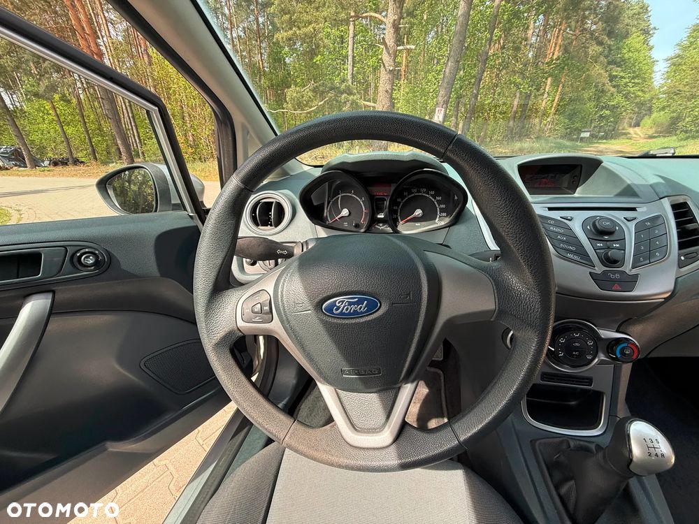 Ford Fiesta 1.25 Trend - 15