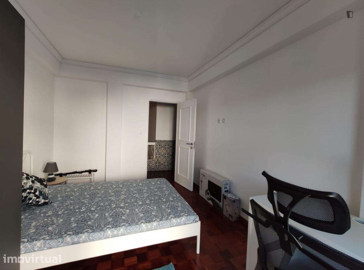 Quarto - localizado em Oeiras Lisbon - Grande imagem: 4/16