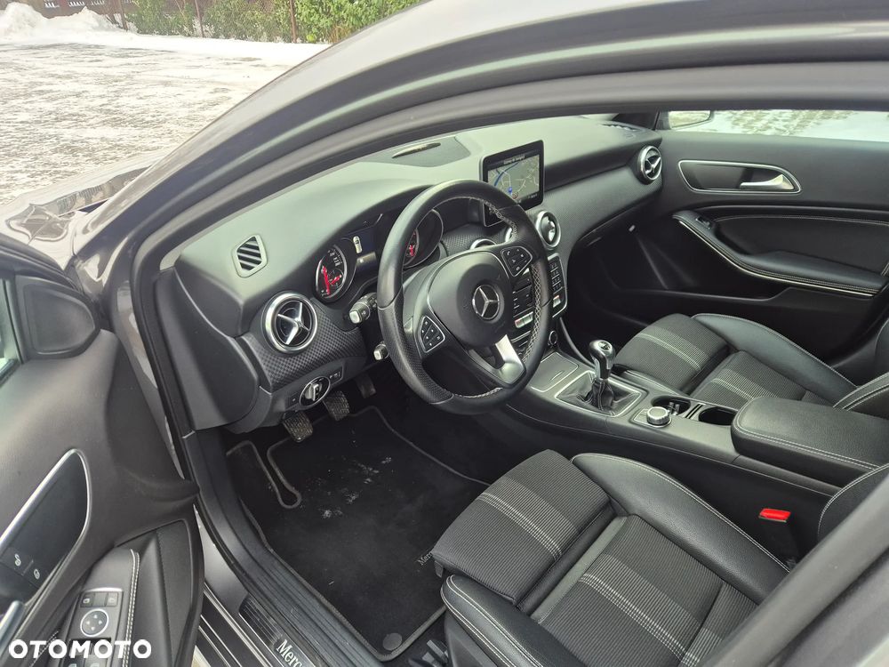 Mercedes-Benz Klasa A 200 (BlueEFFICIENCY) Urban - 9