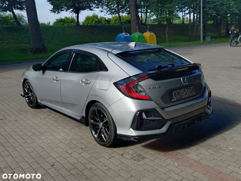 Honda Civic 1.5 i-VTEC Turbo CVT Sport - 9