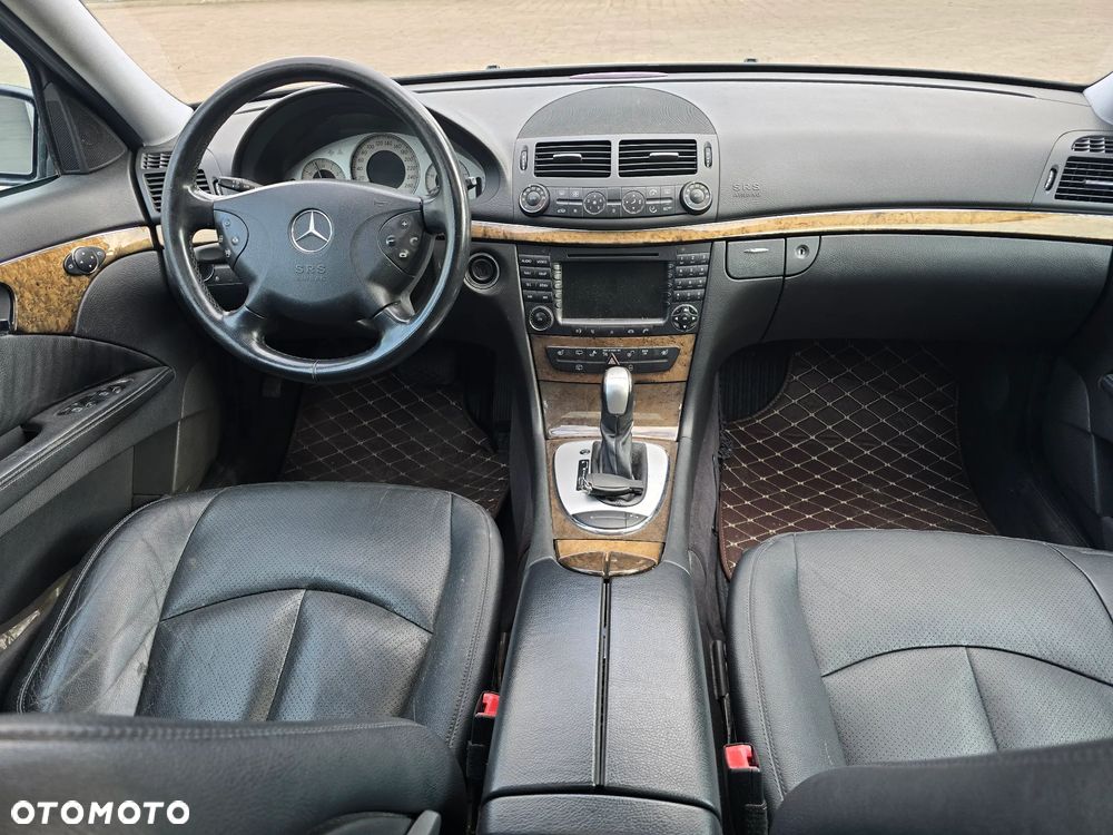 Mercedes-Benz Klasa E 320 CDI T Avantgarde - 15